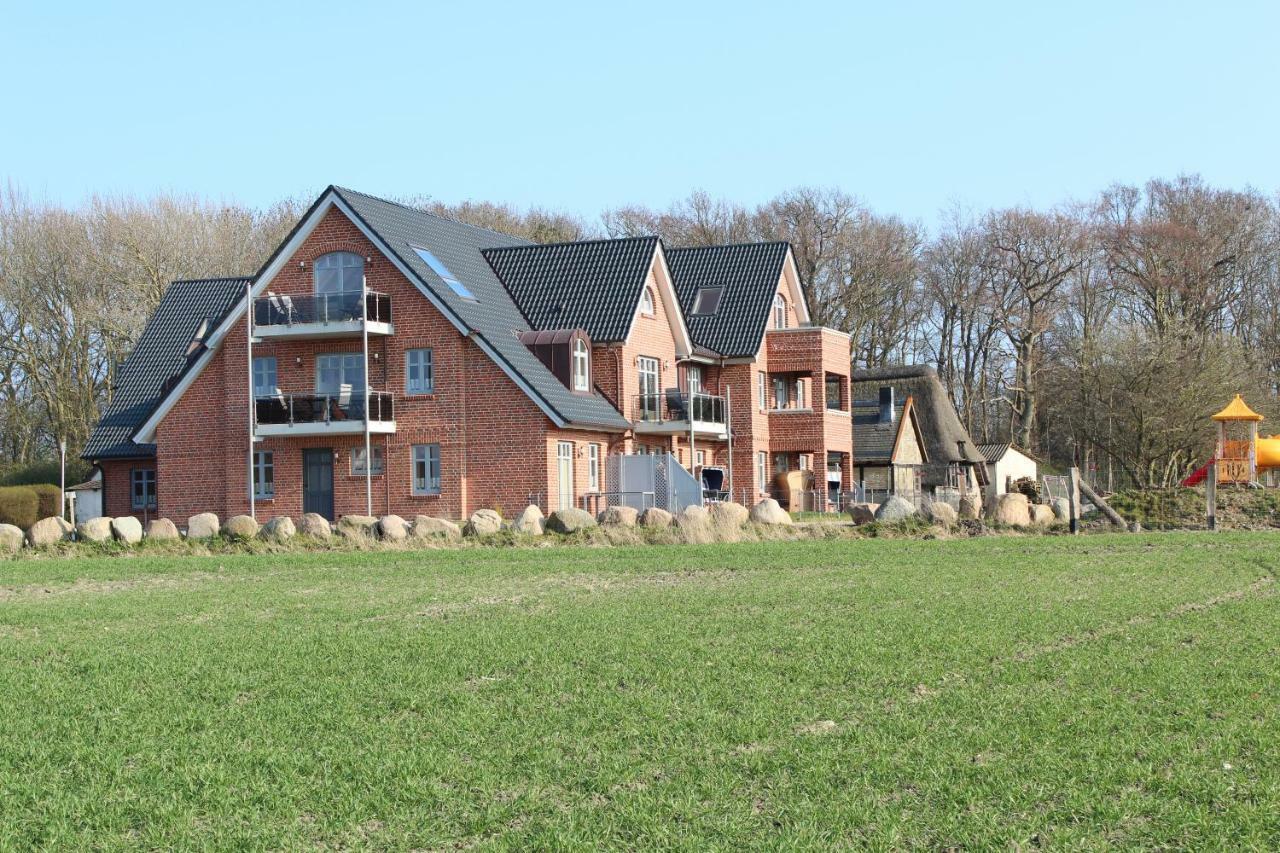 Ferienwohnungen Am Museumshof Fehmarn Exteriör bild